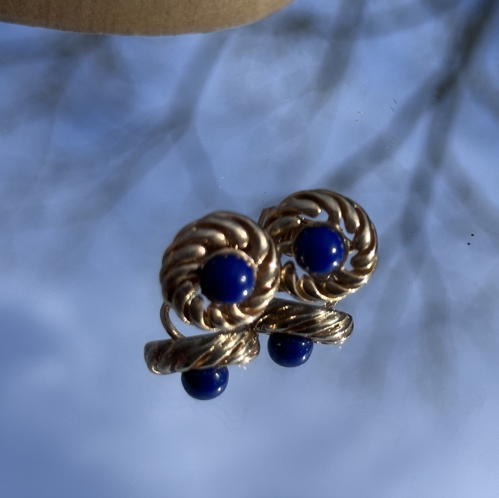 Vintage Avon Gold and Blue Earrings